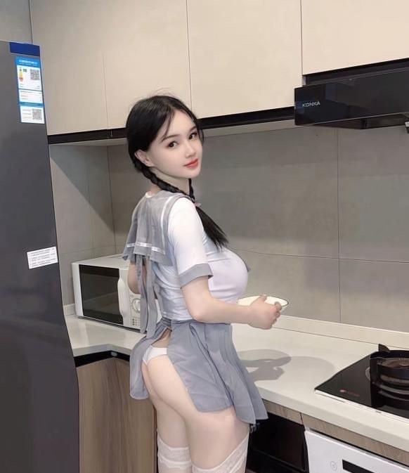 温柔型大奶小婊子 图片 1