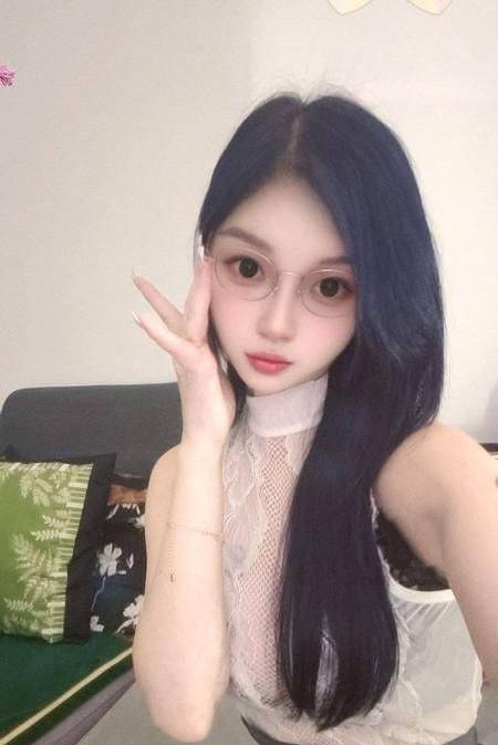 天河魅魔附体御姐小小 图片 1