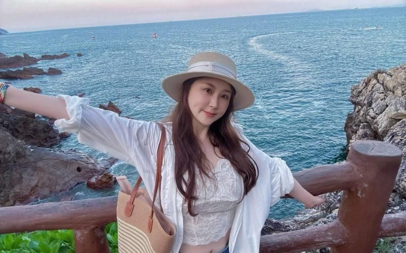 诱人御姐娜娜 图片 1