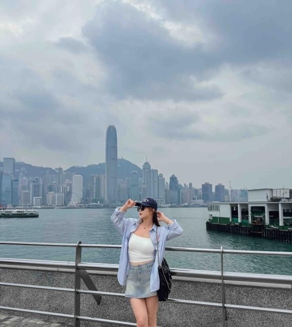 诱人御姐娜娜 图片 3