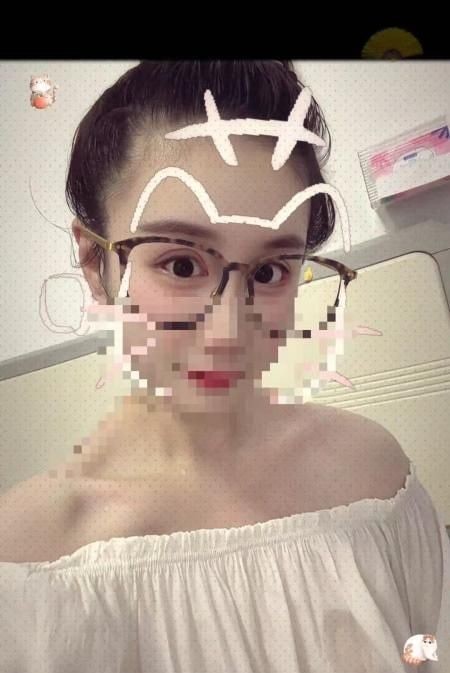 水多多个人少妇 图片 1