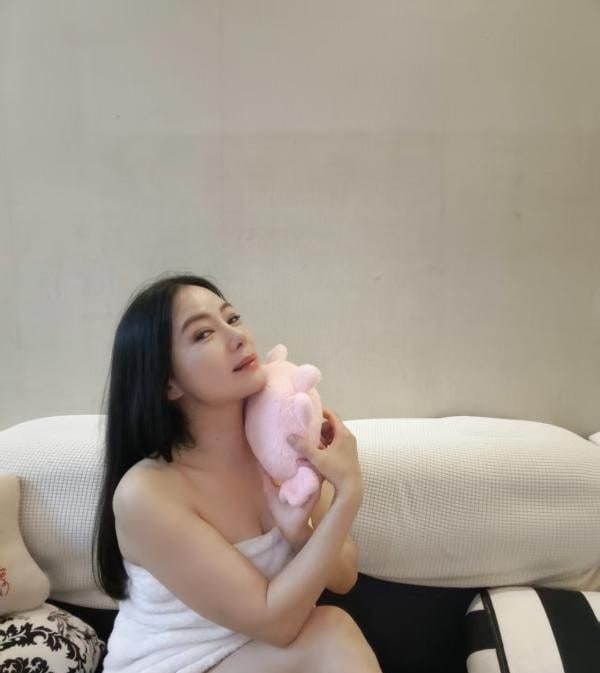 中一路骚妇小龙女 图片 3