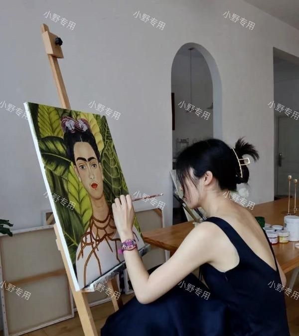 170文艺咖女友小野 图片 1
