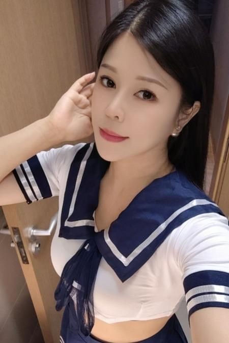 服务系性感少妇 图片 3