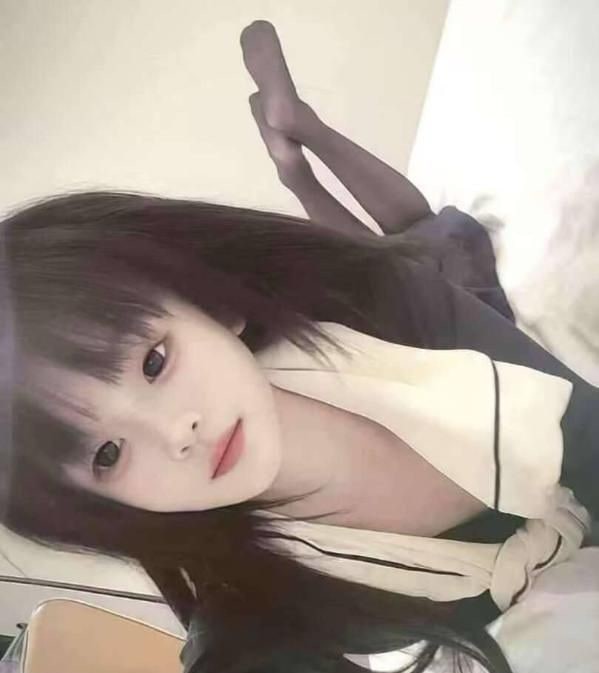 江北区清纯萝莉学妹 图片 1