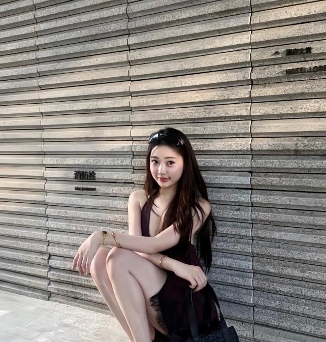 秦淮中项妹妹 图片 3