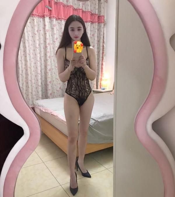 重庆长腿少妇 图片 2