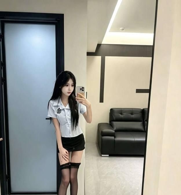 很嫩的精神小妹 图片 3