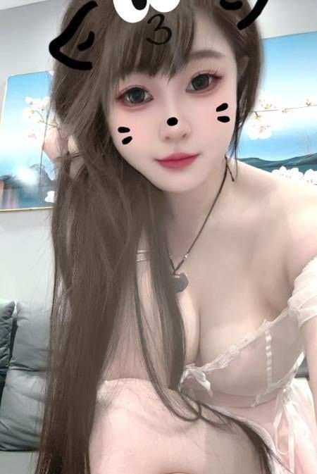 肤白貌美性感美胸国宝 图片 1
