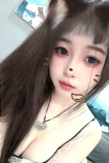 肤白貌美性感美胸国宝 图片 3