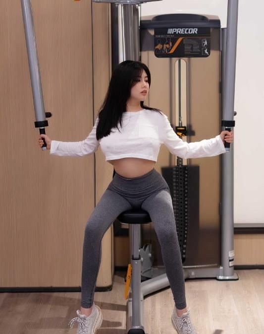 海安大胸美女婷婷 图片 3