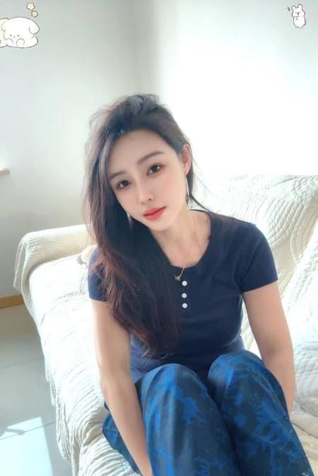 颜值大波浪气质老师 图片 3
