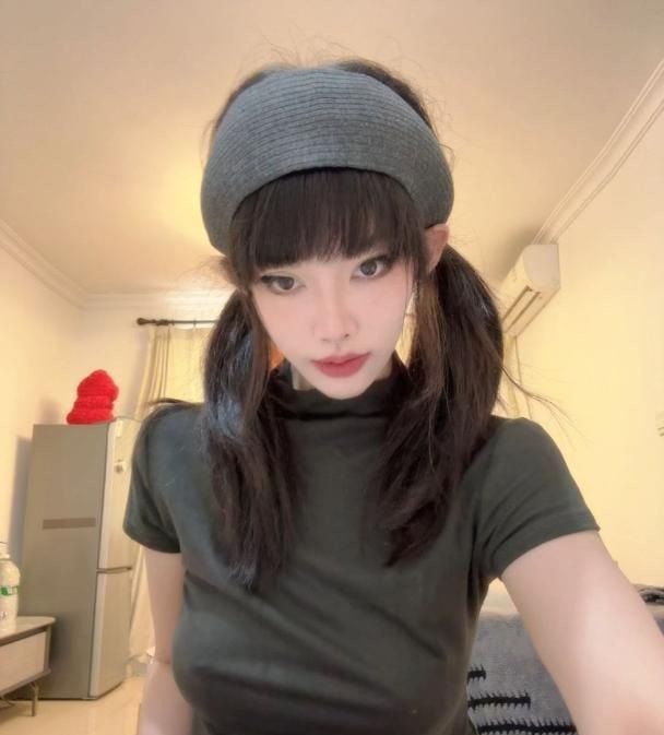 暗黑系嫩妹小怪 图片 2