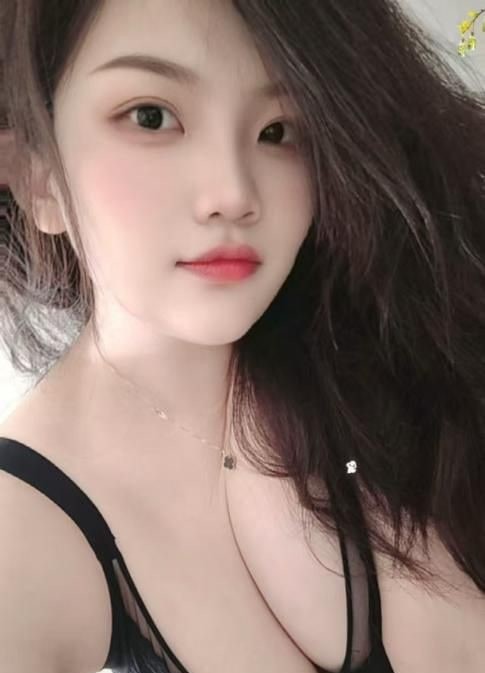 天河大胸玫瑰