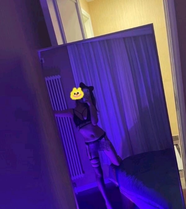 高挑御姐爆米花 图片 3
