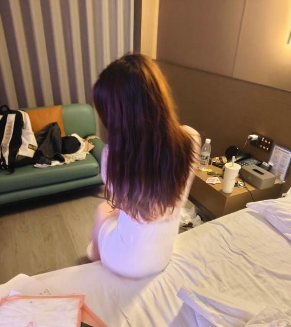 光谷骚媚儿 图片 2