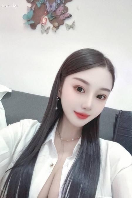 一线天御姐 图片 2