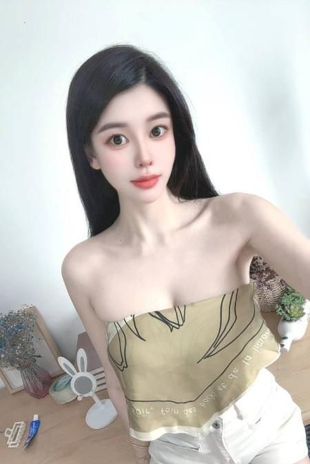 常熟纯天然大奶妹元元 图片 1