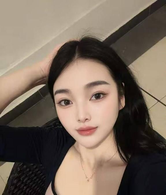滨江双飞姐妹花 图片 2