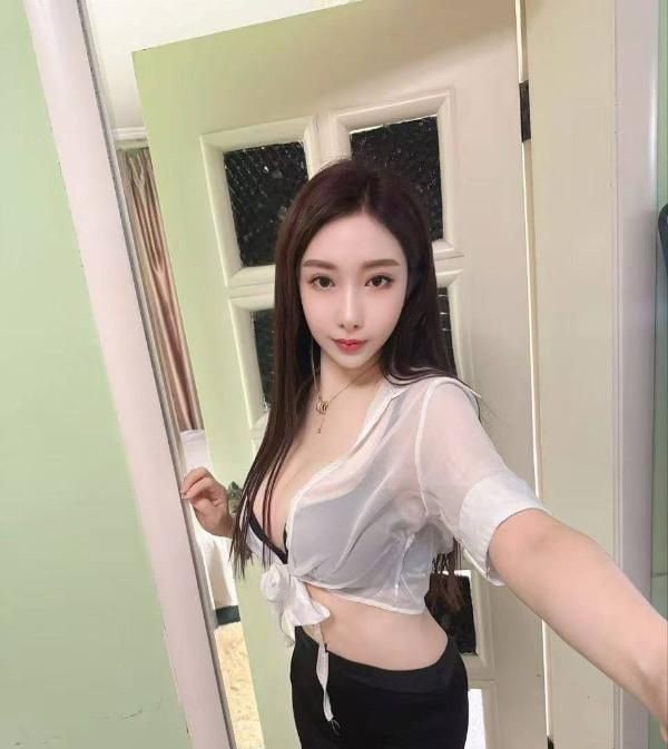 海曙美乳翘臀安娜 图片 3