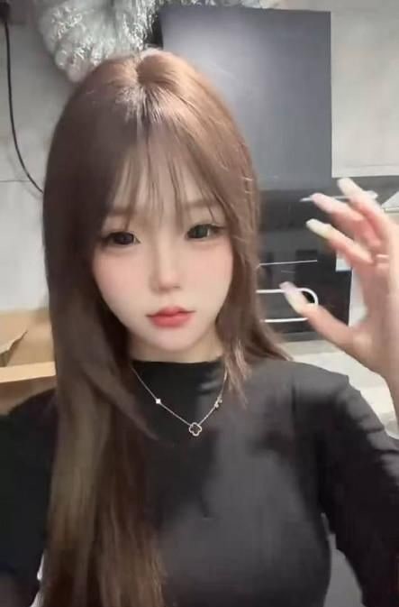 性感巨乳小骚货 图片 4