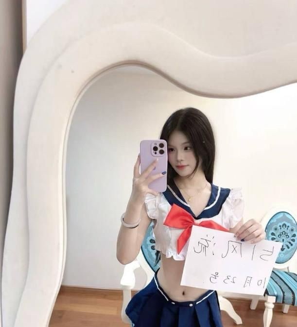 性感学妹刚下海兼职 图片 2