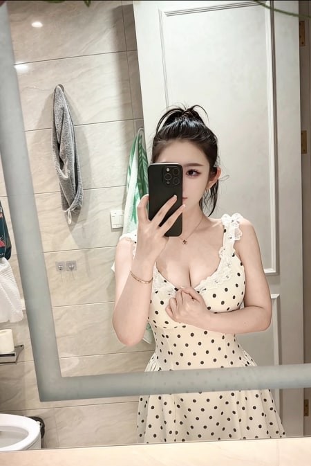 萧山蜜桃臀歆歆 图片 4