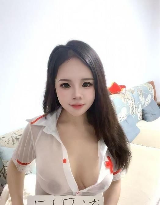 延平门骚货大奶 图片 1