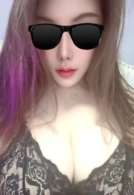 雨花区御姐大胸妹 图片 3
