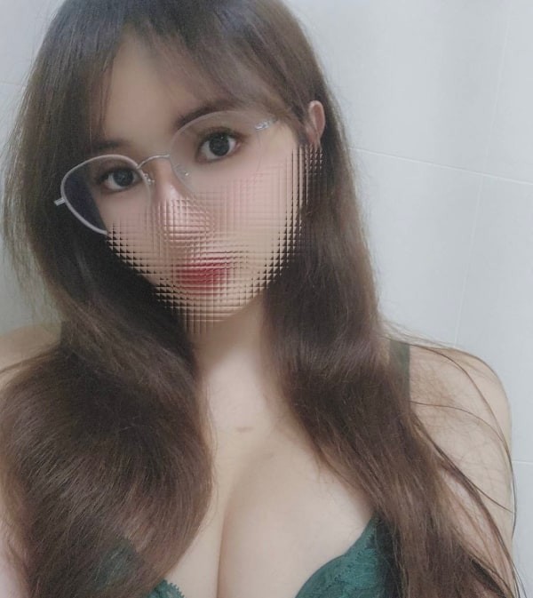 诱人蜜桃臀御姐 图片 3