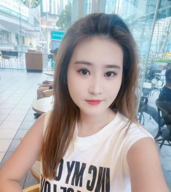 粉嫩易高潮小敏 图片 3