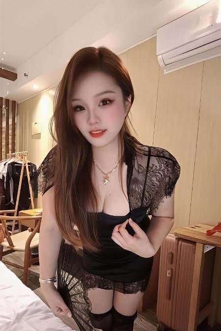 舌吻大臀开心果 图片 1