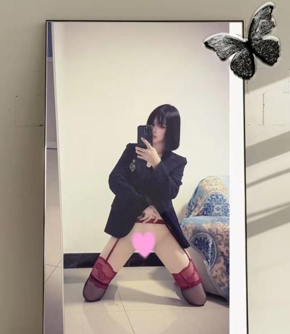 短发女神骚菲 图片 4
