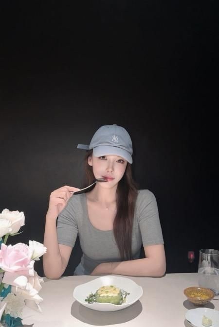 颜值大长腿妩媚御姐 图片 4